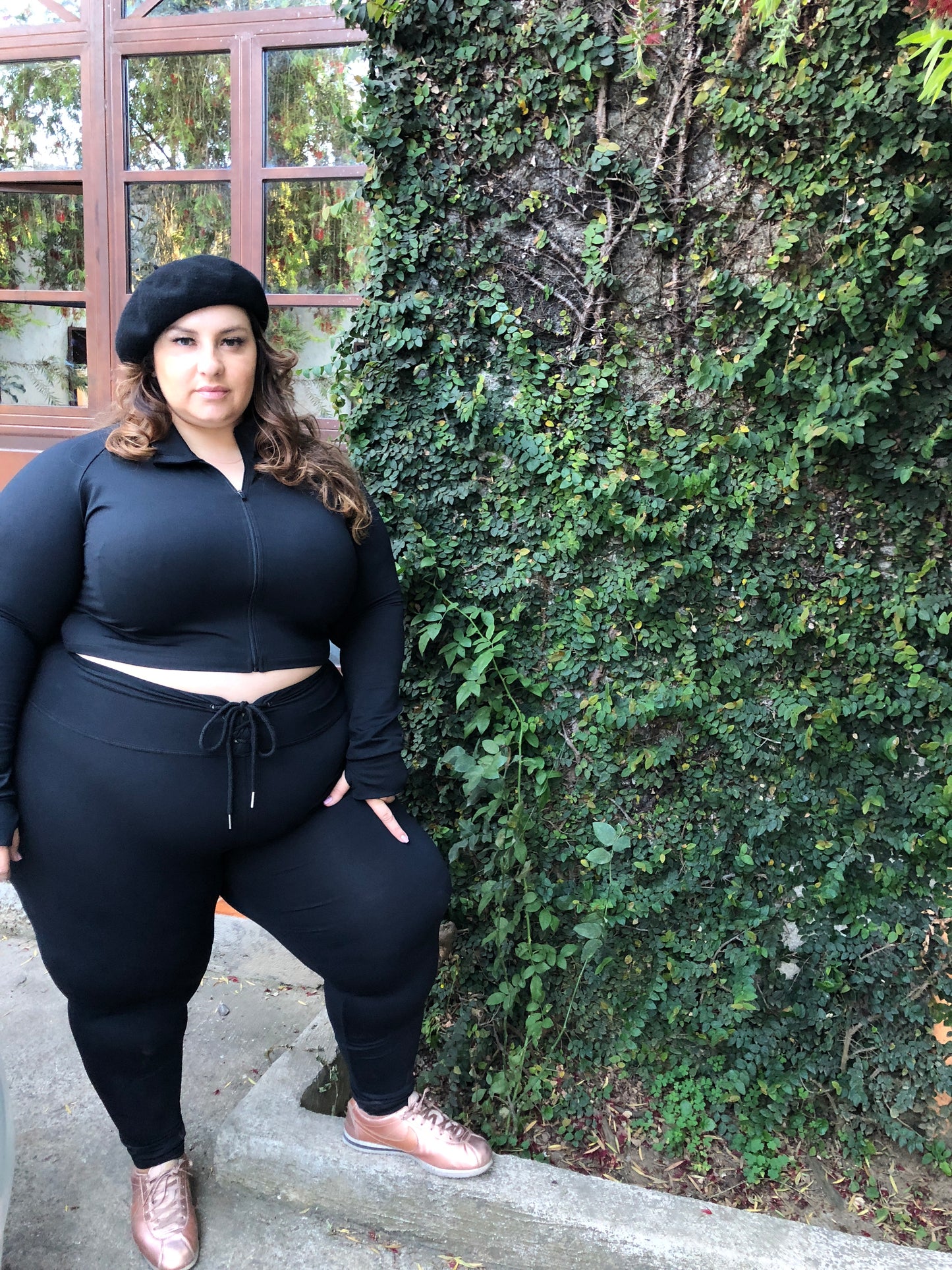 THE BODY KNOCKOUT LEGGINGS